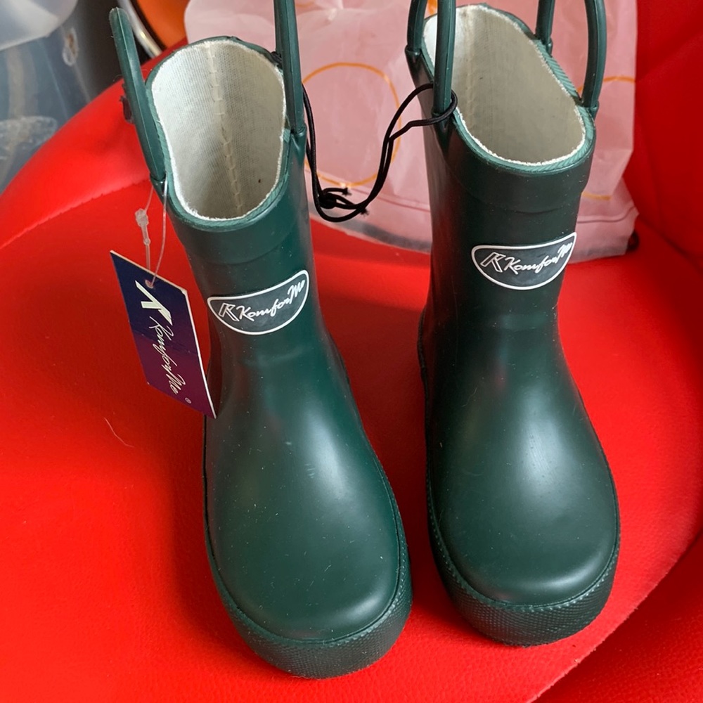 Kids rainboot